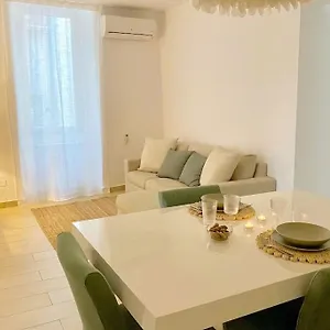 Casa Re Manfredi 12 Holiday home